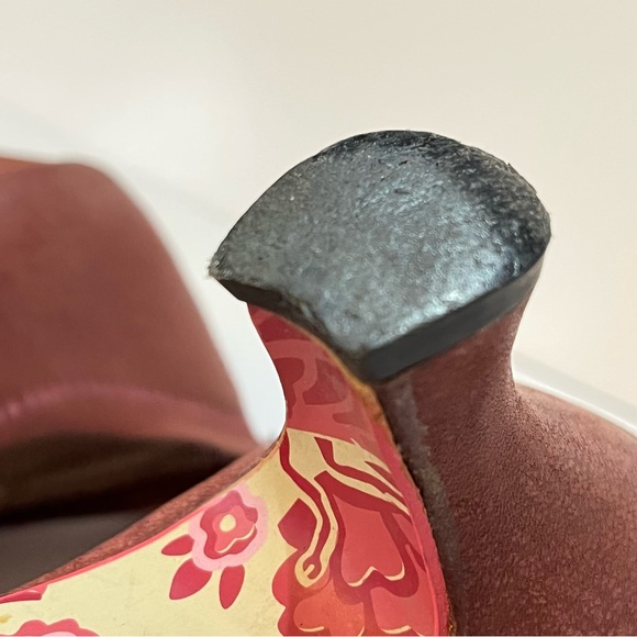 FLY London Red-Burgundy Pink Stitching Mary Jane Kitten Heels EU 41 Square Toe - Picture 13 of 13